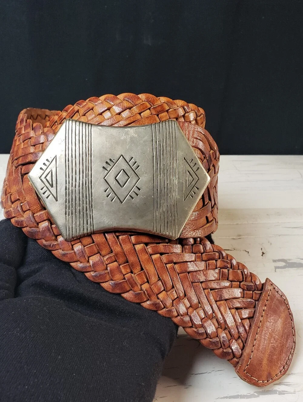 Four Winds Wide Braided Leather Waist Wrap/ Belt in Cognac - Women's M (30-32)